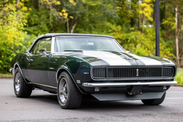 Vehicle image 102
