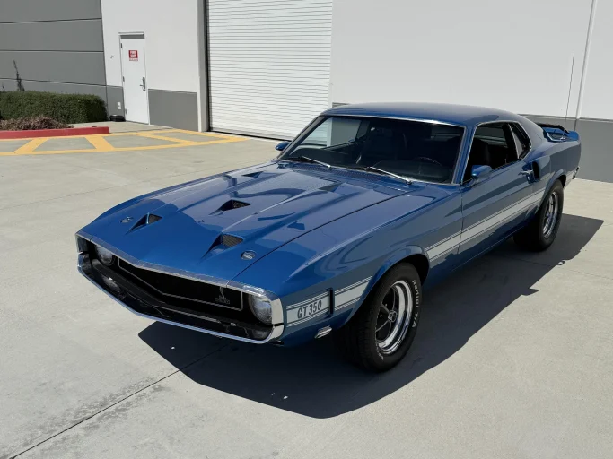 Vehicle image 20