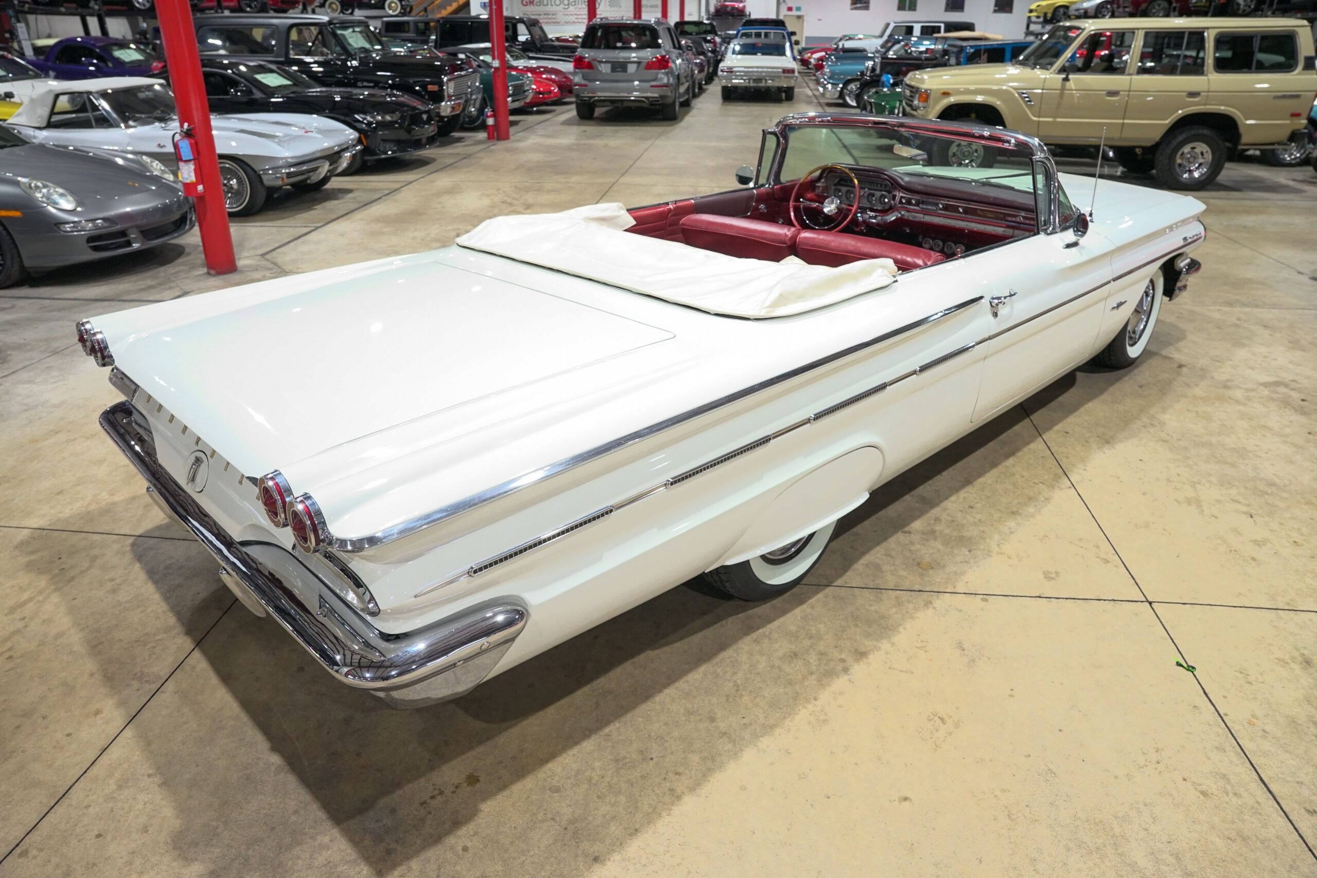 1960 Pontiac Bonneville