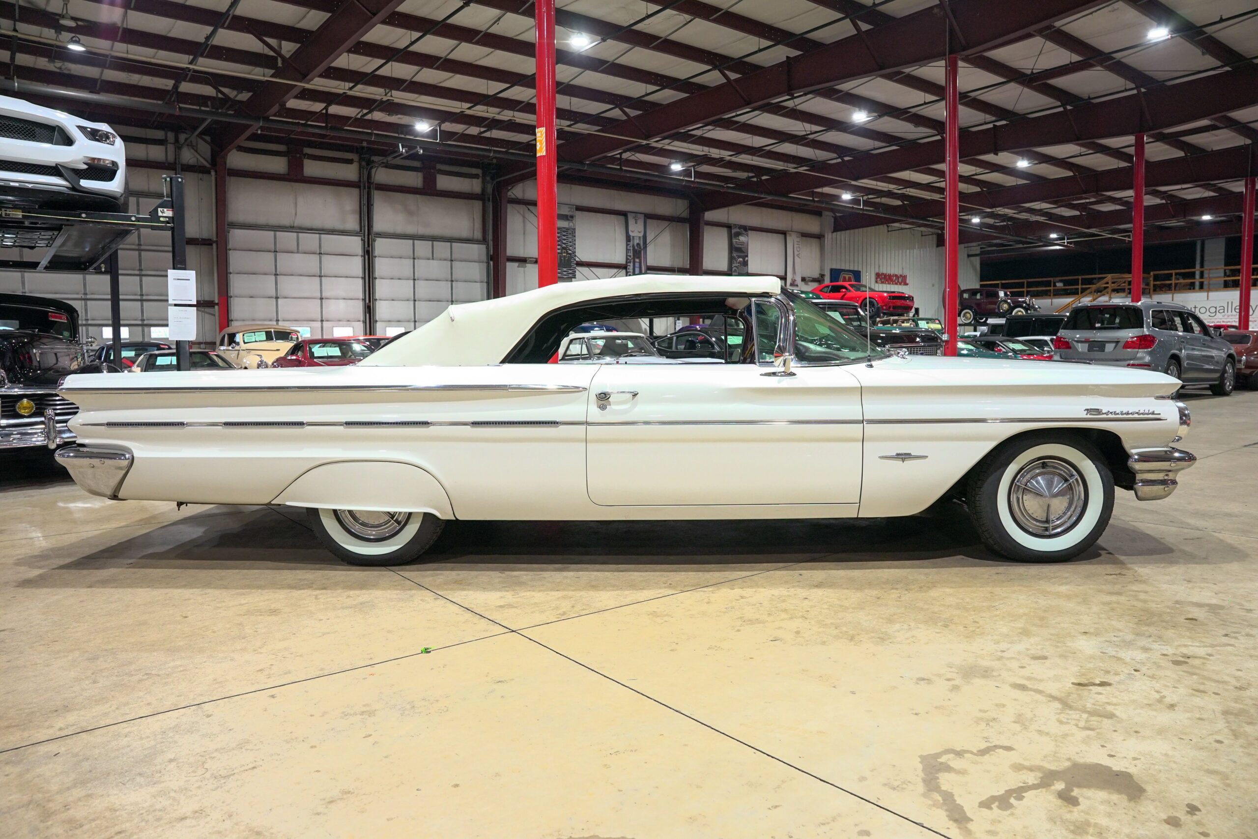 1960 Pontiac Bonneville