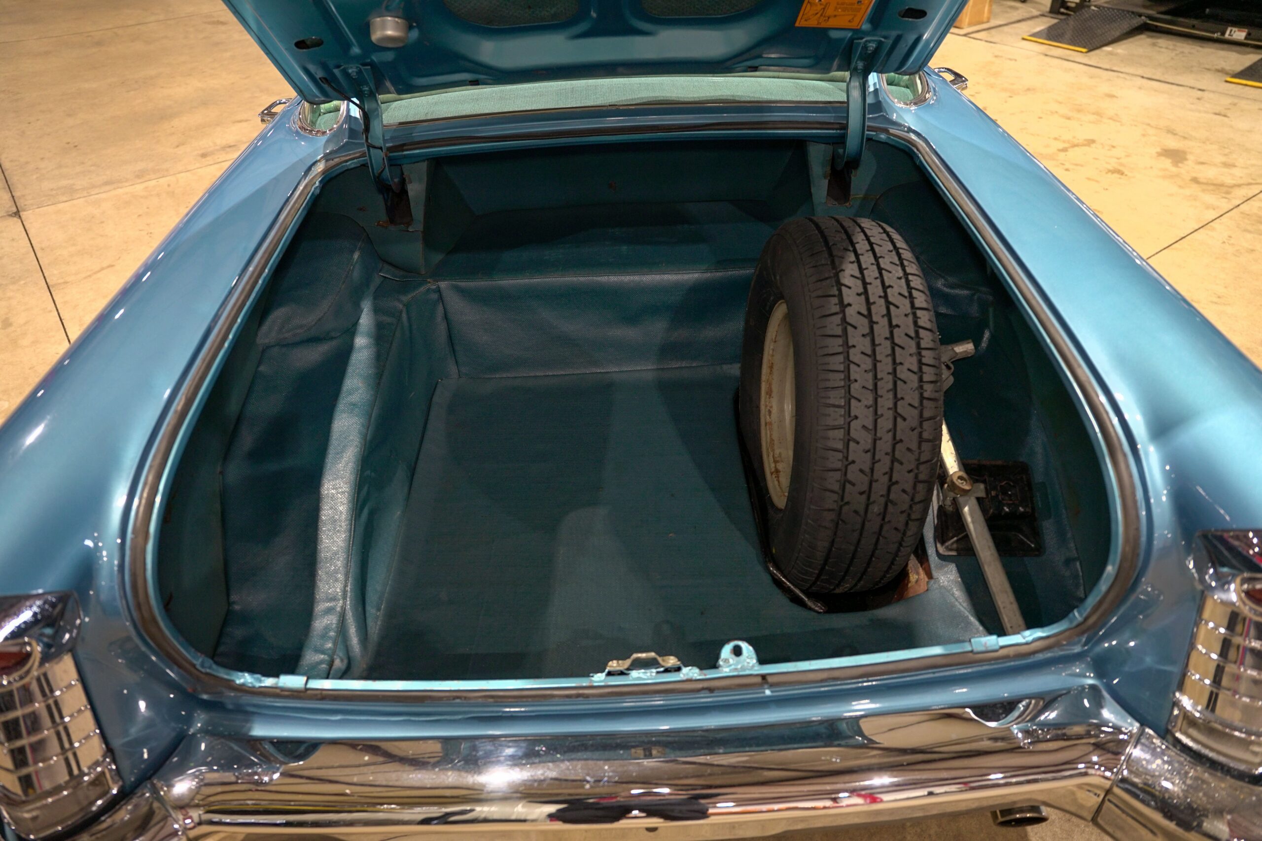 1957 Oldsmobile 98 J2
