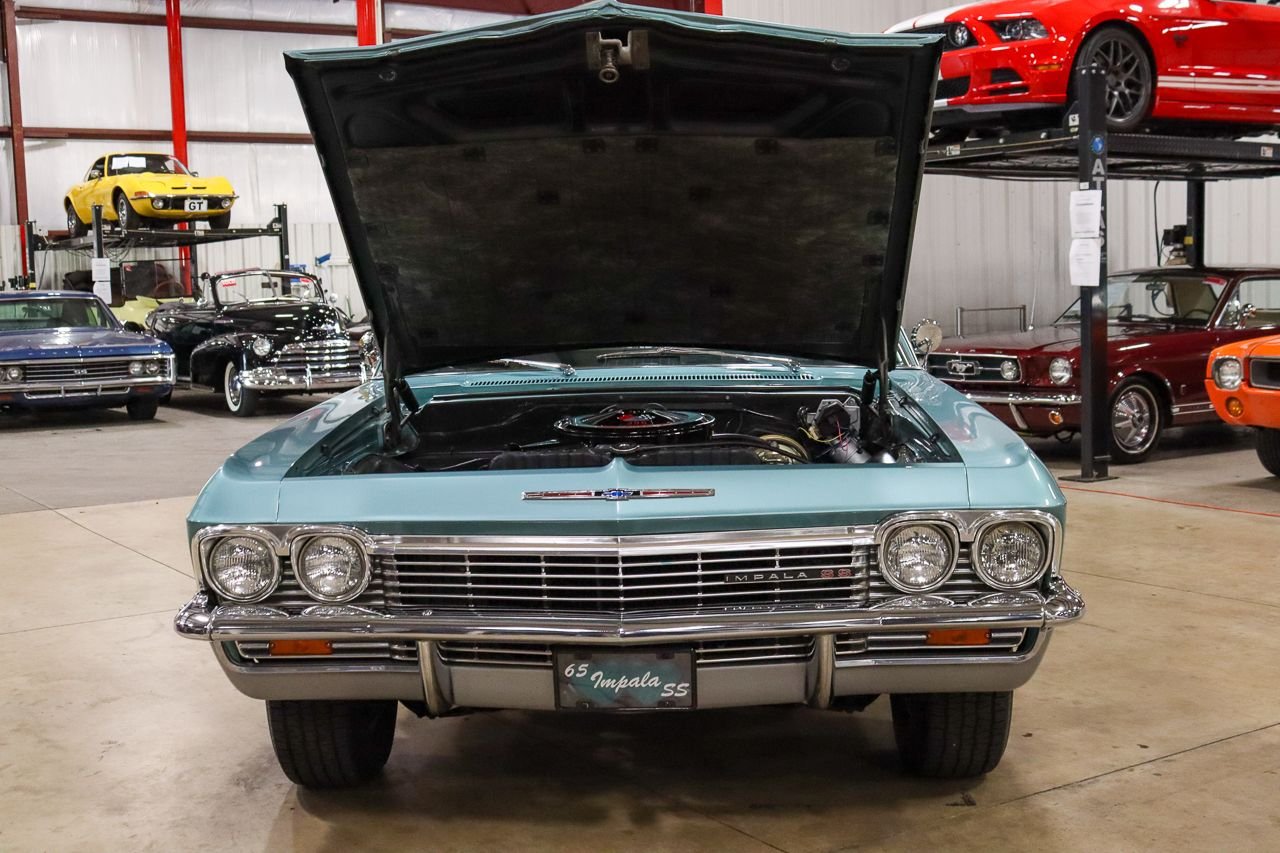 1965 Chevrolet Impala SS
