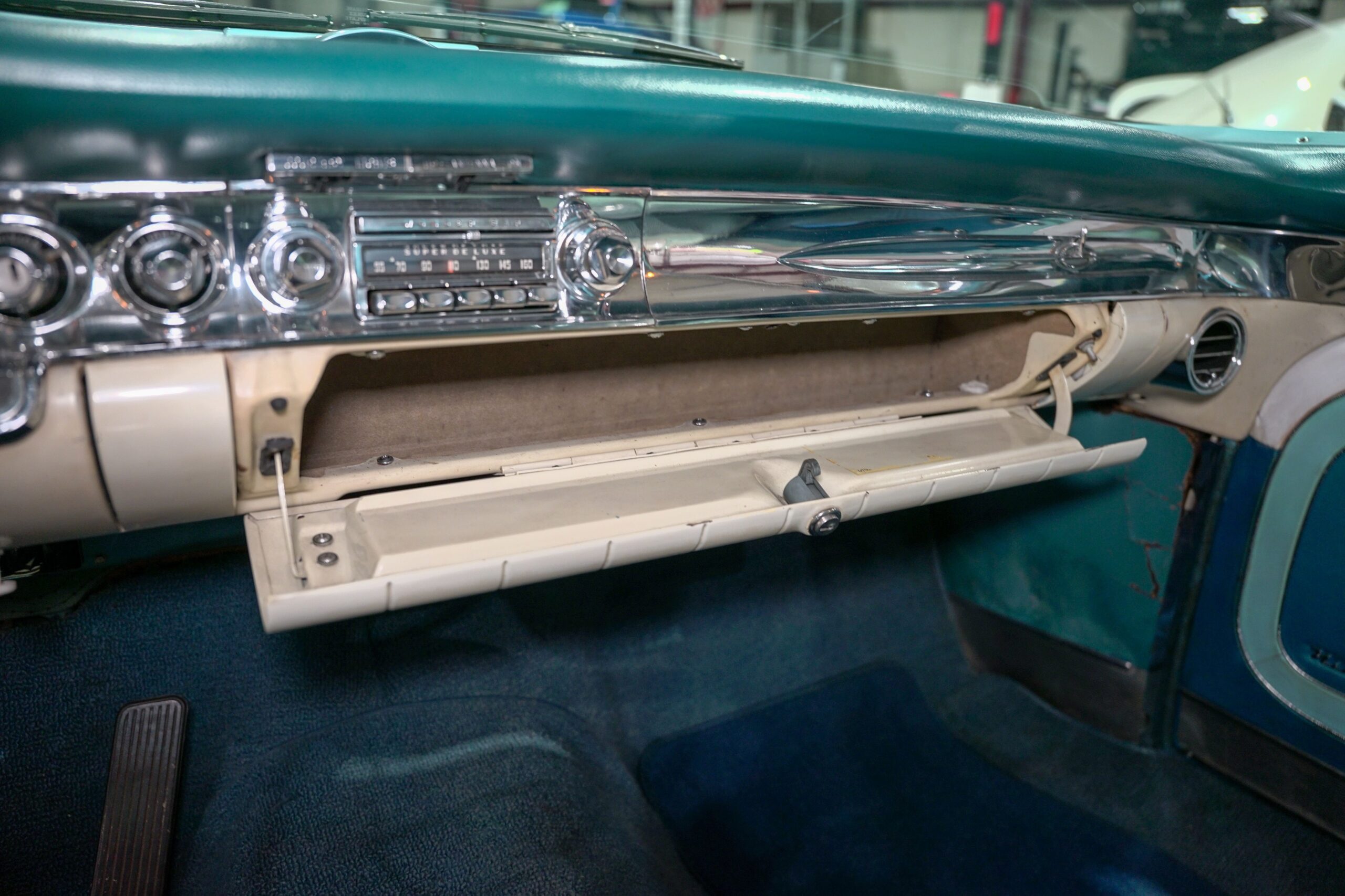 1957 Oldsmobile 98 J2